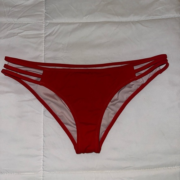 red bikini bottoms - Picture 1 of 3